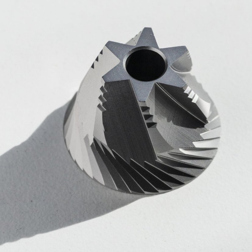 Varia - Sada mlecích kotúčov 38mm Hypernova Ultra s povlakom Plasma Titanium