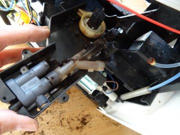 Nivona Caferomatica 838 Drainage valve replacement