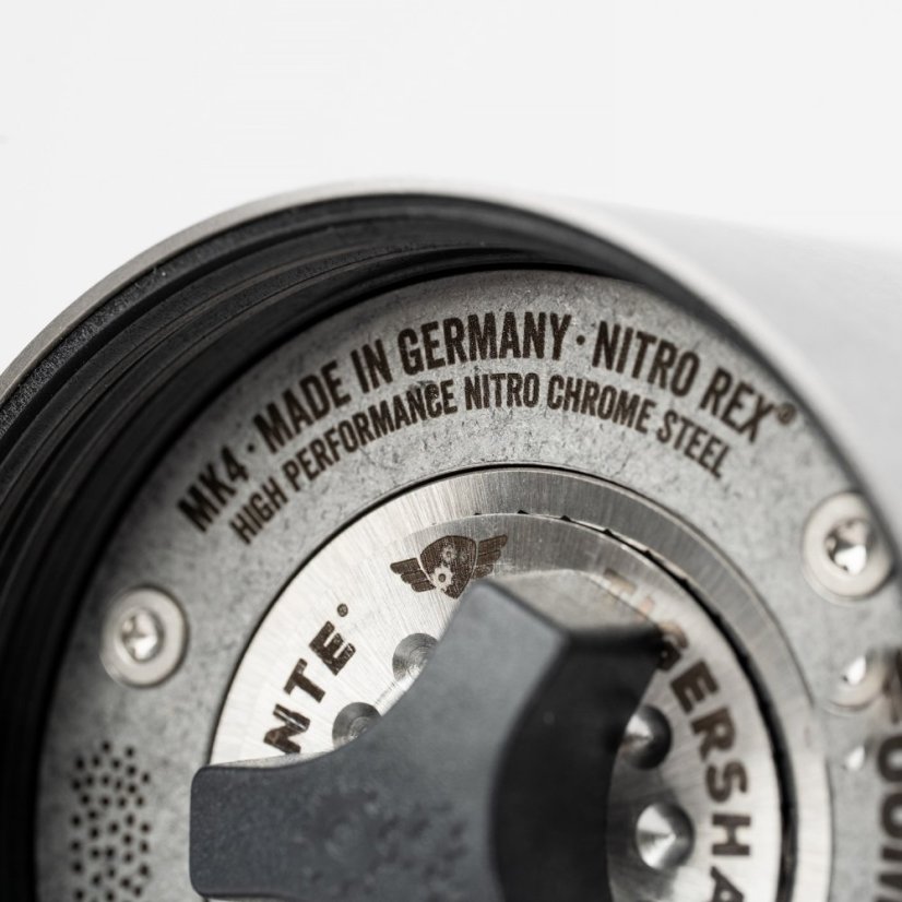 Comandante - C40 MK4 Lab Series Tigershark Handmühle - Stone Washed