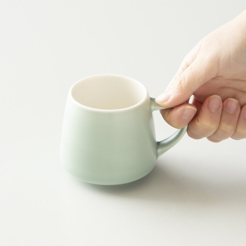 ORIGAMI Aroma — porcelánová šálka 200 ml, matná zelená