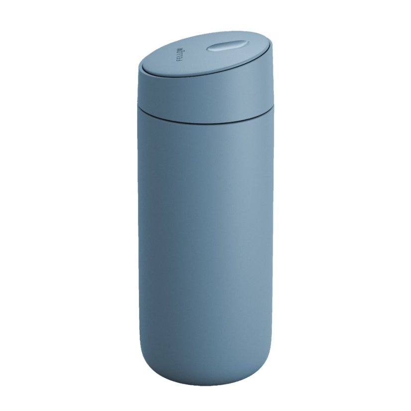 Fellow - Carter Slide Mug - Hazy Blue - Izolovaný hrnek 473ml