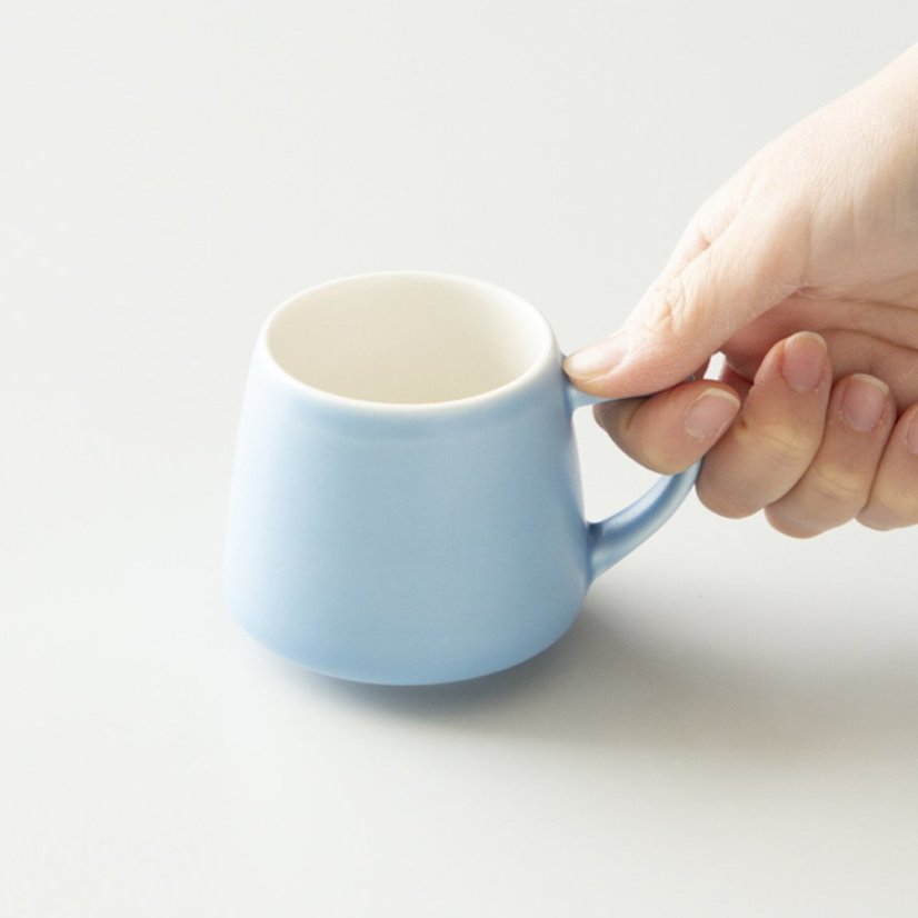 ORIGAMI Aroma — porcelánová šálka 200 ml, matná modrá