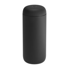 Fellow - Carter Move Mug - Black - Izolovaný hrnek 473 ml