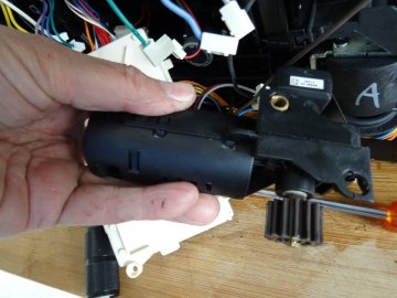 Replace Jura ENA micro gear motor