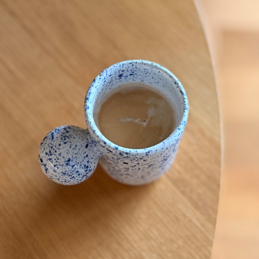 Ceramics 36 Arch – keramický hrnek 300 ml – hustě tečkovaný