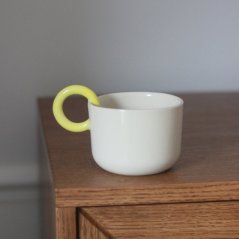 Ceramics 36 365 — taza de cerámica 200 ml, asa amarilla
